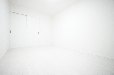 【居間・リビング】 | コンフォートシティ西千葉 | ※同物件、同タイプの写真です。