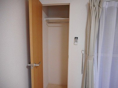 【内装】 | クレイノＭａｙ | ウォークインクローゼット