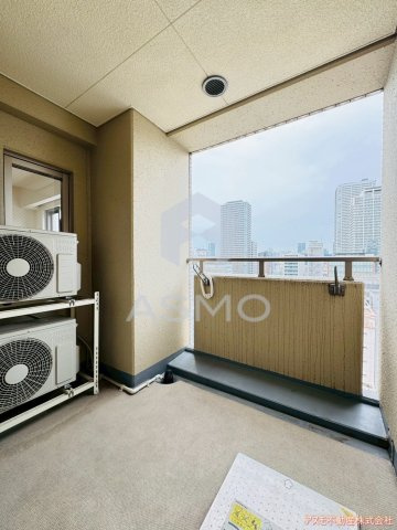 【バルコニー】