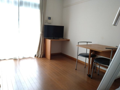 【その他】 | レオパレスＳＴＡＲ　ＲＩＮＧ | 一階はフローリング仕様