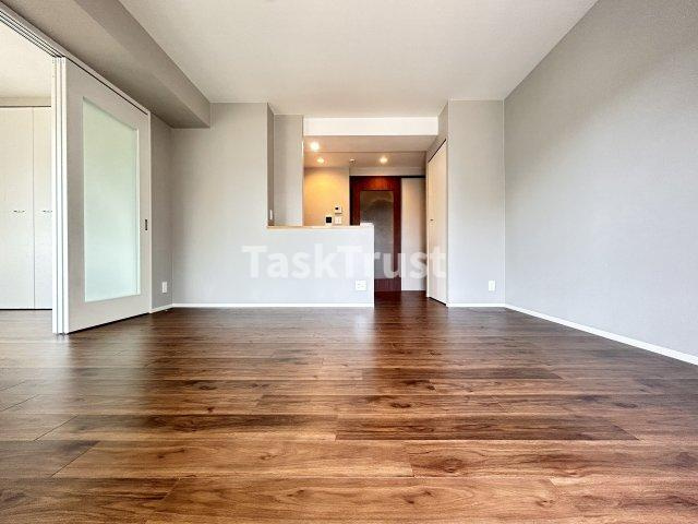 【内装】 | ラグレース天六