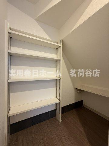 階段下収納※クリーニング前のお写真です。
