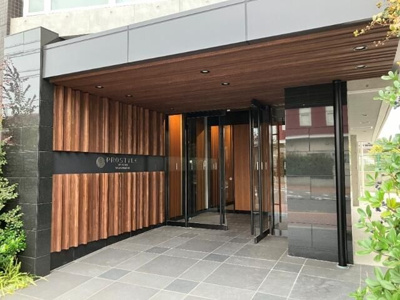 【エントランス】 | プロスタイルウェルス豊洲イースト | 清潔なエントランスです