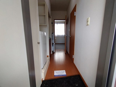 【玄関】 | レオパレスブザービーター