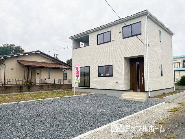 【新築住宅】上里町忍保 第1 全2棟の前面道路含む現地写真|周辺環境にも恵まれた好立地☆日当たり良好×子育てしやすい環境です！いつでもお気軽にお問合せOKです！TEL「0120-466263」