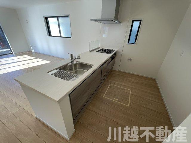 土地面積広々40坪超！駐車3台可能のキッチン|経験豊富なスタッフがわかりやすくご案内いたします