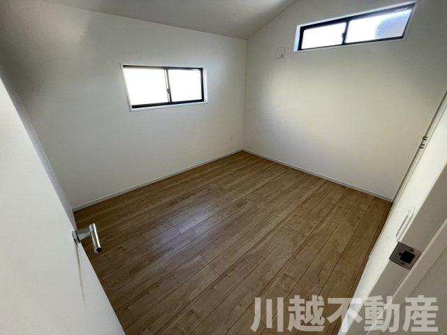 土地面積広々40坪超！駐車3台可能の洋室|お金の事、教えます