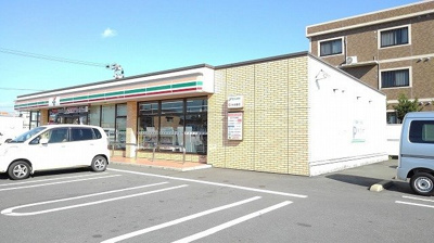 【周辺】 | ウエストサイド | セブンイレブン　大分花江川店まで400m