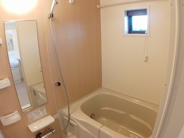 桜・レジデンスＡの浴室