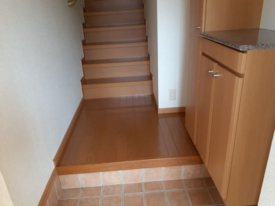 【玄関】 | グラン・ソレイユＢ