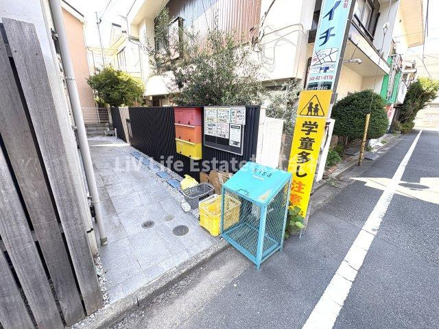 Ｅｌｓａ(エルサ)のエントランス