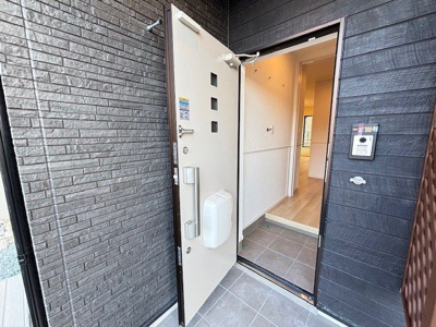 【玄関】 | エトワール　Ａ