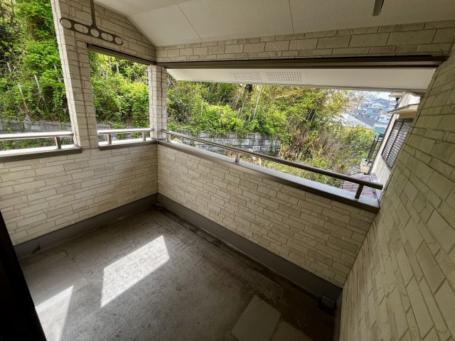 明石市朝霧東町３丁目　戸建のバルコニー