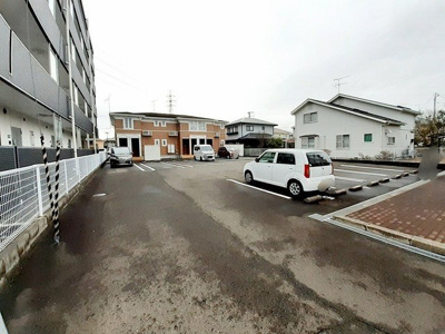 【駐車場】 | ティアラⅡ