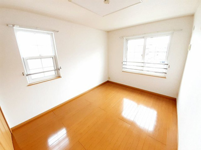 【内装】 | ティアラⅡ