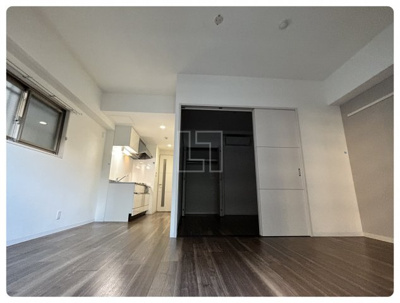 【居間・リビング】 | ノーブルスクエア新町 | ノーブルスクエア新町　リビング・ダイニングスペース