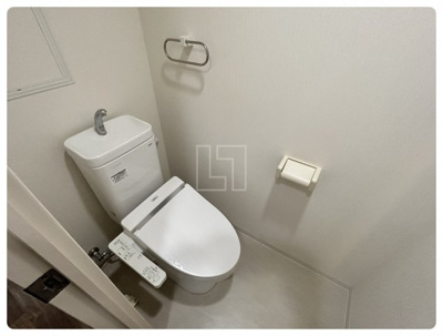 【トイレ】 | ノーブルスクエア新町 | ノーブルスクエア新町　温水洗浄便座