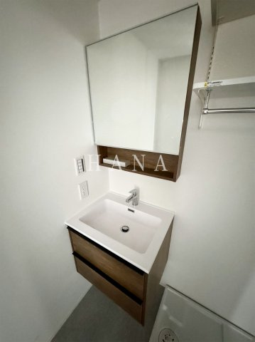 クラウンパレスの独立洗面台