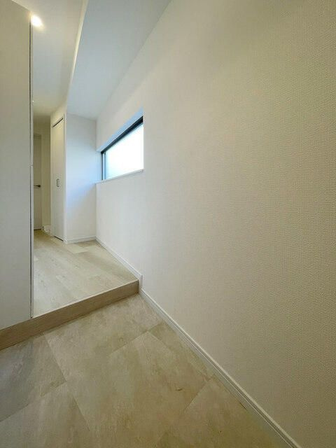 フロレゾン代々木の玄関