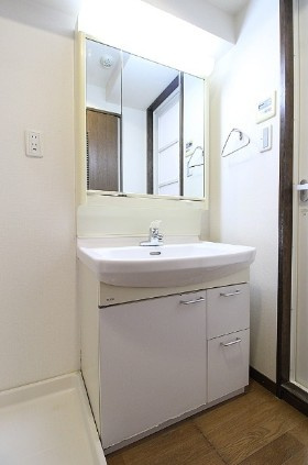 【洗面所】