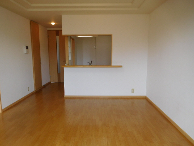 アニヴェルセルⅡの居間・リビング