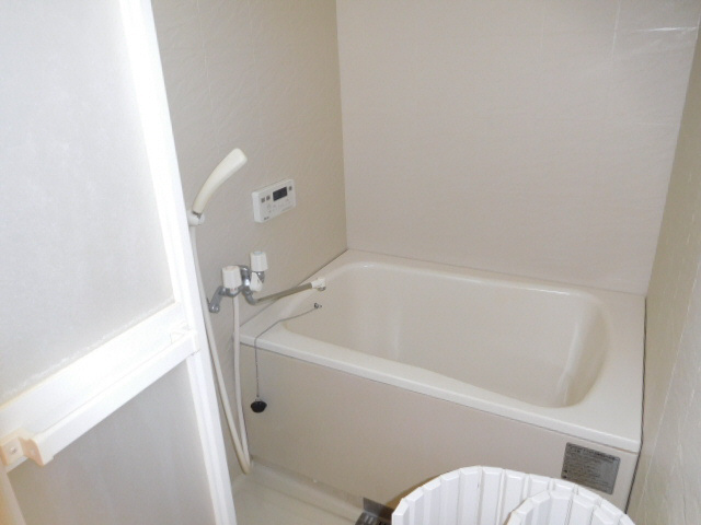 アニヴェルセルⅡの浴室