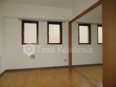 【居間・リビング】 | コモドール雷門