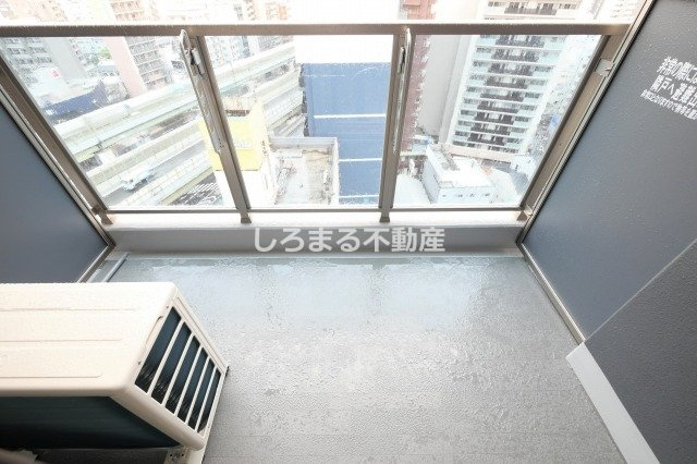 エグゼ大阪ＤＯＭＥ　ＣＩＴＹグレイスのバルコニー