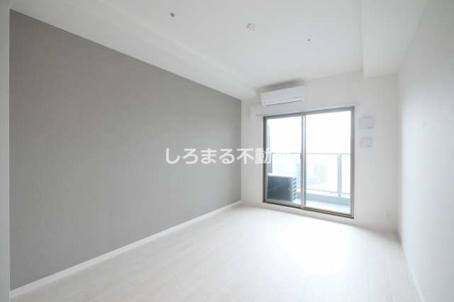 エグゼ大阪ＤＯＭＥ　ＣＩＴＹグレイスの居間・リビング