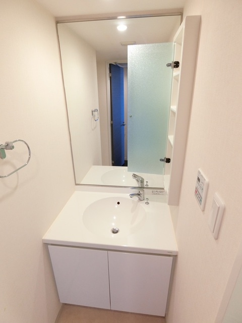 エスティメゾン王子の洗面所