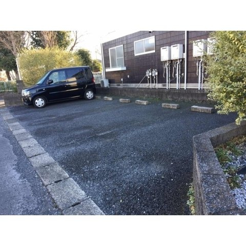 アメニティーパークフェニックス　Ｃの駐車場