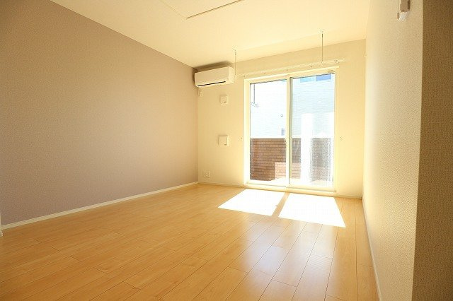 レーベン　ハイムの居間・リビング