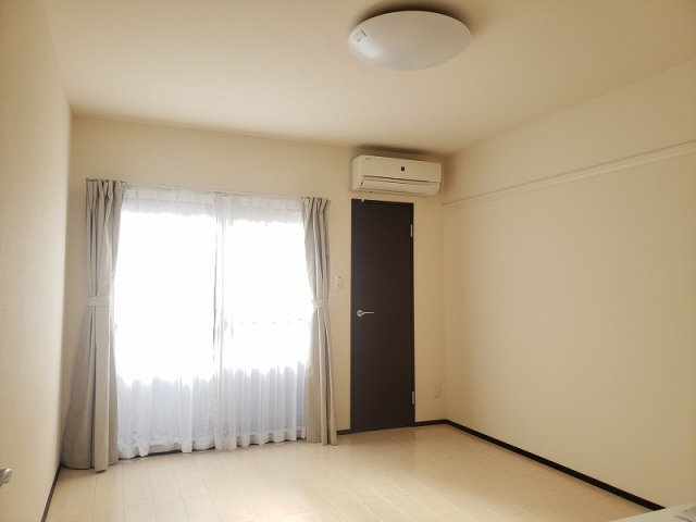 レオネクストヴィラージュ碧水Ⅰの居間・リビング