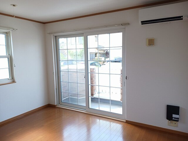 オレンジ　カウンティの内装