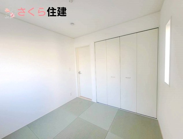 クレイドルガーデン今泉町第5　2号棟の和室|来客時のお泊りなどに重宝する4.5畳の和室◎
