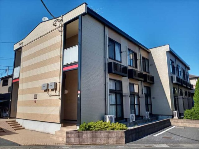 レオパレスプチドムール　サカエの外観