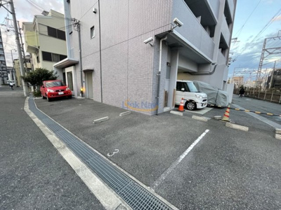 【駐車場】 | フルーヴトレーズ