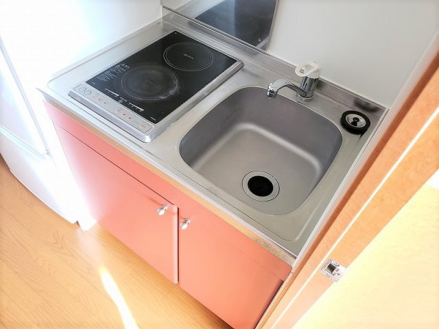 レオパレスシャトランのキッチン