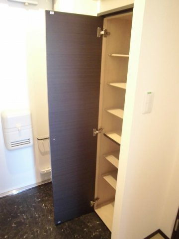 クレイノドラジェの玄関