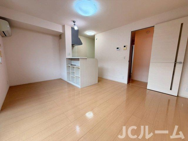 メゾン・レスポワールの居間・リビング