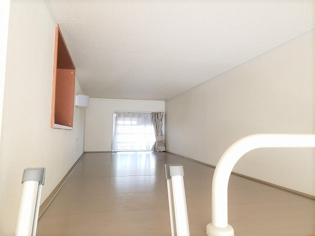 レオパレスグランドパレス春日部の内装