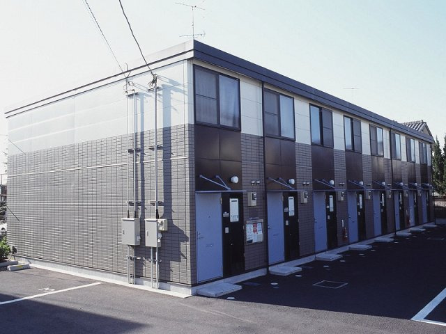 レオパレスガーデンコートの外観