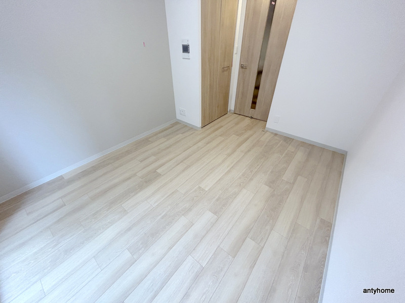 プレサンス堺筋本町エグゼブラン 仲介手数料無料の洋室