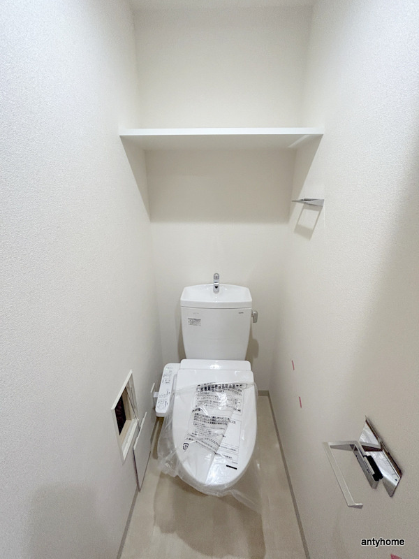 プレサンス堺筋本町エグゼブラン 仲介手数料無料のトイレ