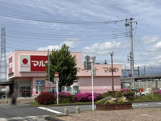 クレイノイヤサカの周辺