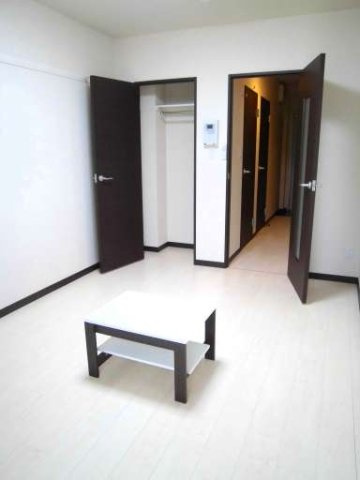 クレイノＴｅｒａの居間・リビング