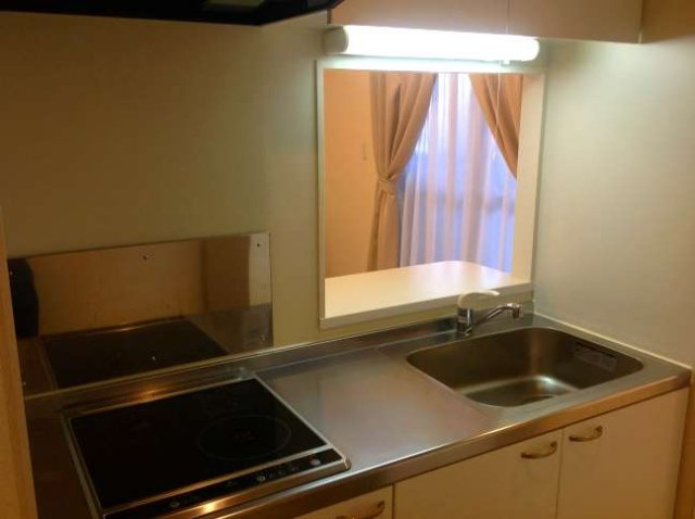 レオネクストプロキオンのキッチン|電気コンロ付きの広々としたキッチン♪