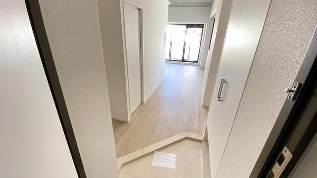 パークヒルズ赤坂の玄関