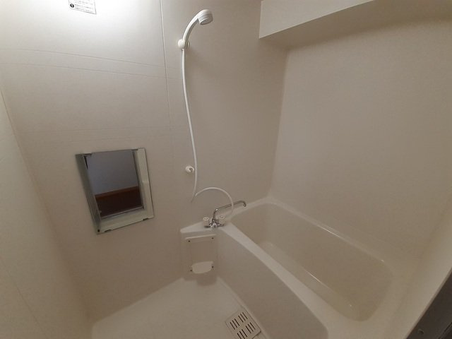 クレストールシマダの浴室