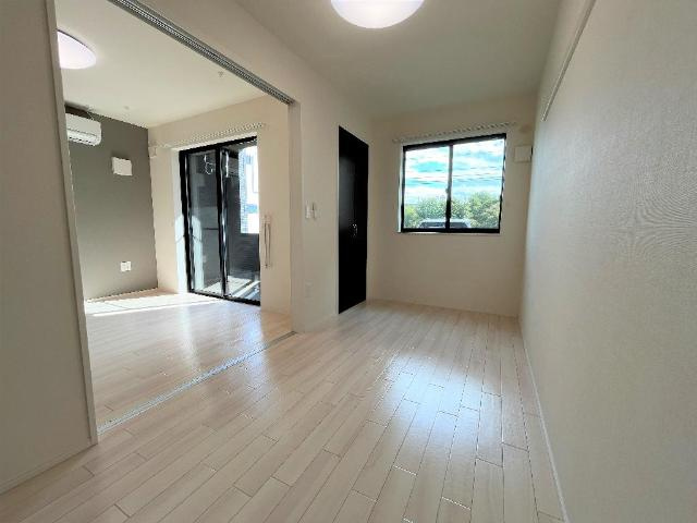 ルオント　ヴァロの内装|洋室